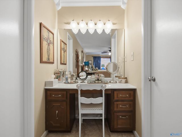 2102 Woodmore Drive SE, Huntsville, AL 35803
