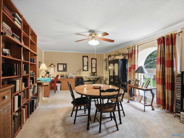 2102 Woodmore Drive SE, Huntsville, AL 35803