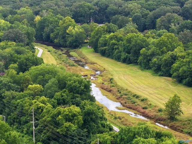 2102 Woodmore Drive SE, Huntsville, AL 35803