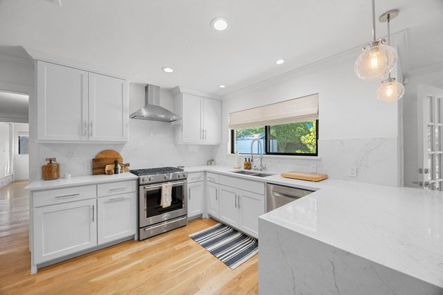 5704 Trailridge DR, Austin, TX 78731