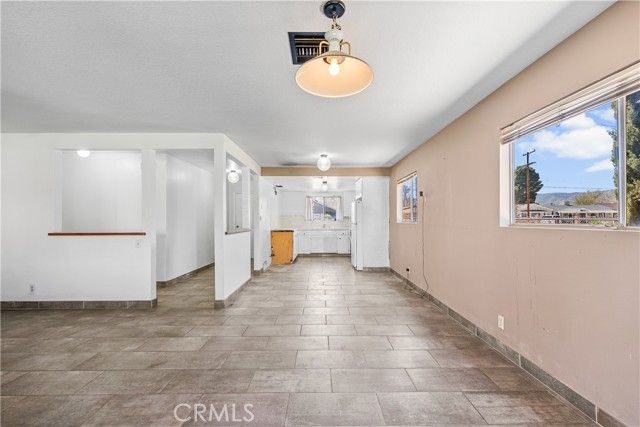 4803 W Avenue L6, Lancaster, CA 93536