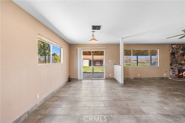 4803 W Avenue L6, Lancaster, CA 93536