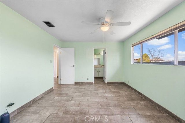 4803 W Avenue L6, Lancaster, CA 93536