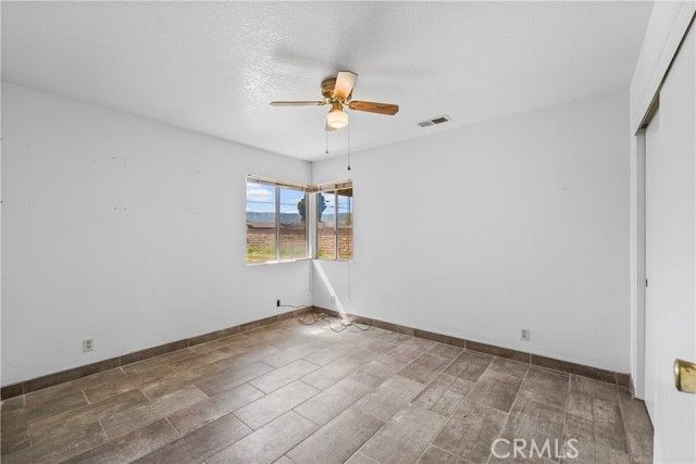 4803 W Avenue L6, Lancaster, CA 93536