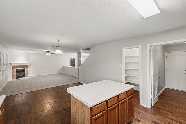 1612 Cardinal Way, Aubrey, TX 76227