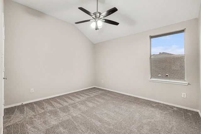 1612 Cardinal Way, Aubrey, TX 76227