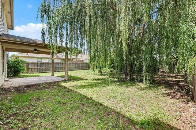 1612 Cardinal Way, Aubrey, TX 76227
