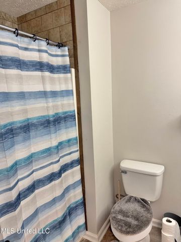 72 N Colby Lane, Columbus, MS 39702