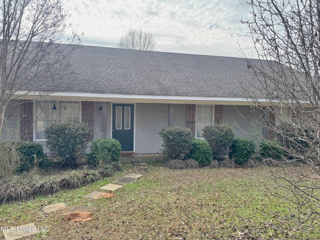 72 N Colby Lane, Columbus, MS 39702