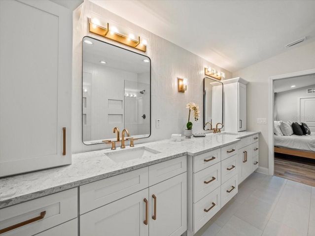 4710 W TAMBAY AVENUE, Tampa, FL 33611