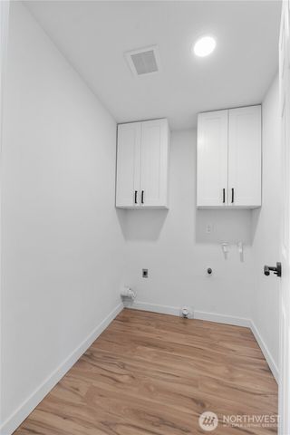 18911 29th Avenue E, Tacoma, WA 98445