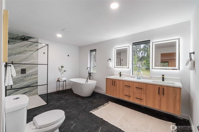 18911 29th Avenue E, Tacoma, WA 98445