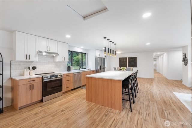 18911 29th Avenue E, Tacoma, WA 98445