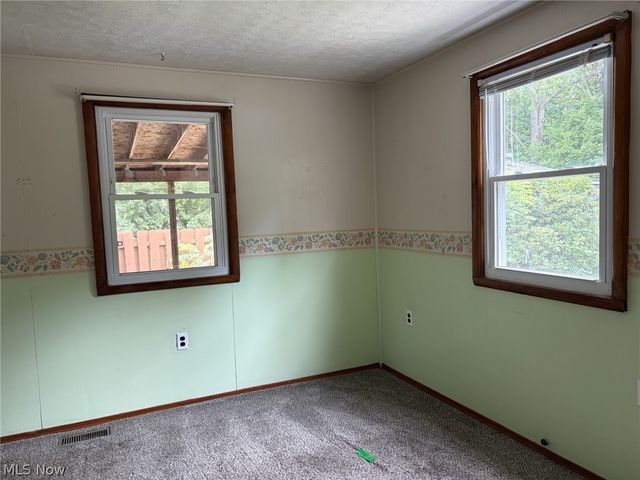 2418 Hillstock Avenue, Akron, OH 44312