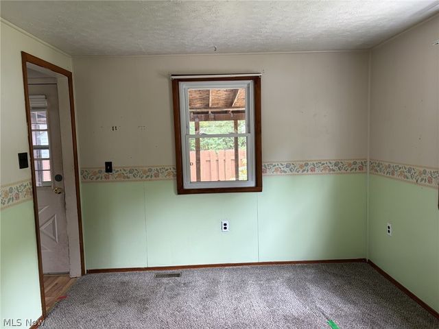 2418 Hillstock Avenue, Akron, OH 44312