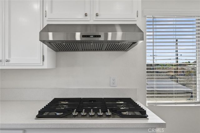 1653 5th, Manhattan Beach, CA 90266