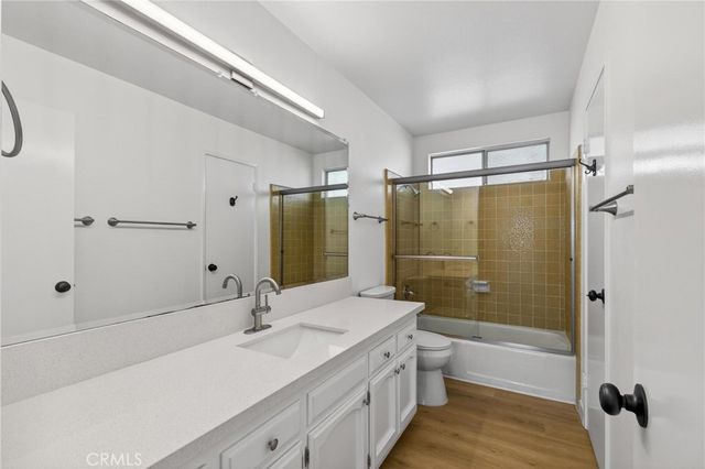 1653 5th, Manhattan Beach, CA 90266