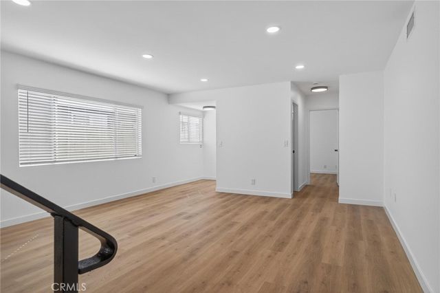 1653 5th, Manhattan Beach, CA 90266