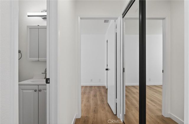 1653 5th, Manhattan Beach, CA 90266