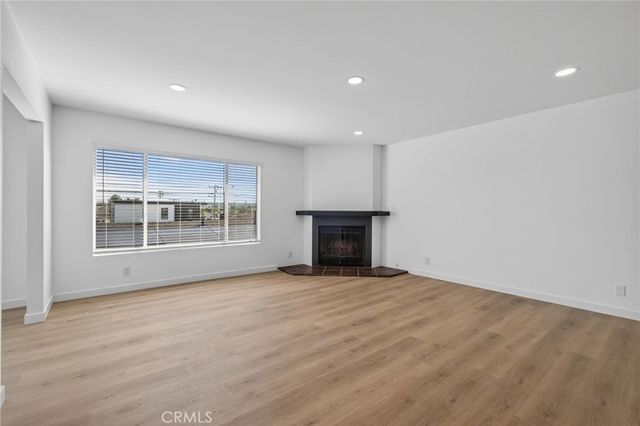1653 5th, Manhattan Beach, CA 90266