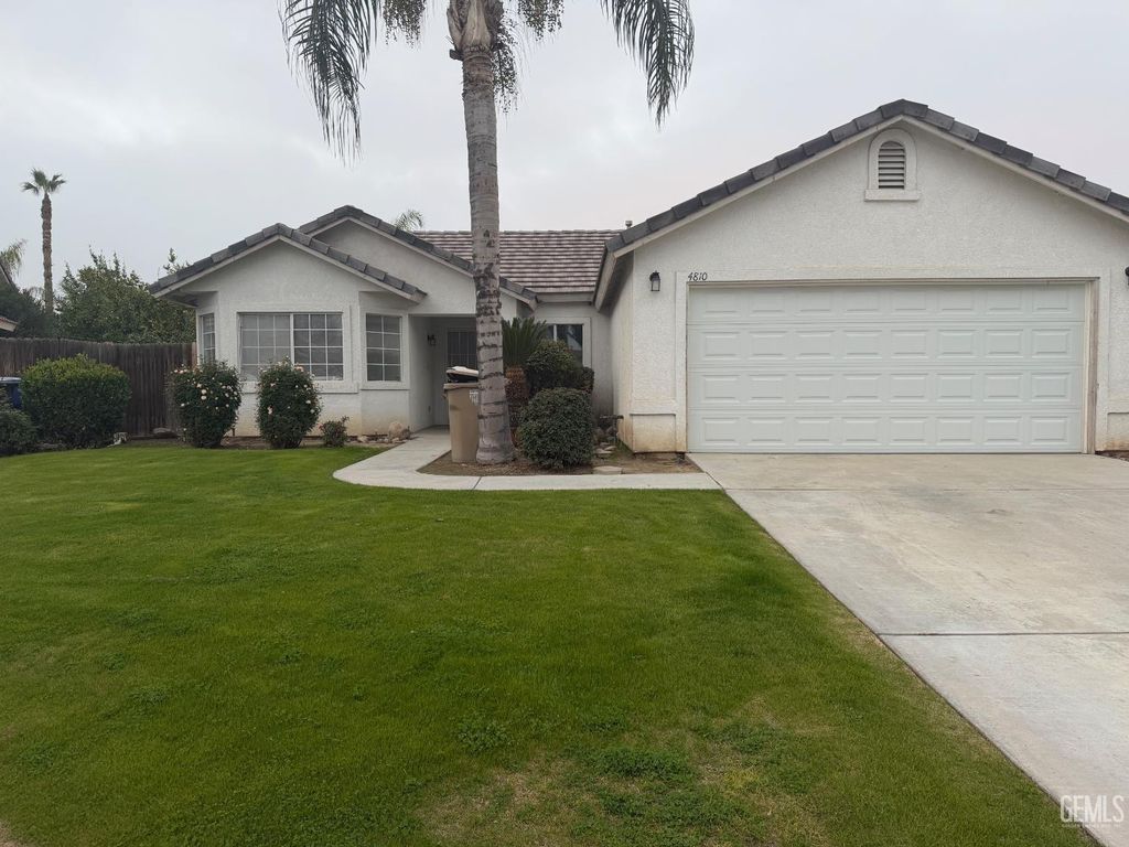 4810 Kaytlain Avenue, Bakersfield, CA 93313