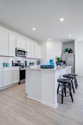 209 Twilight Breeze WAY, Hutto, TX 78634