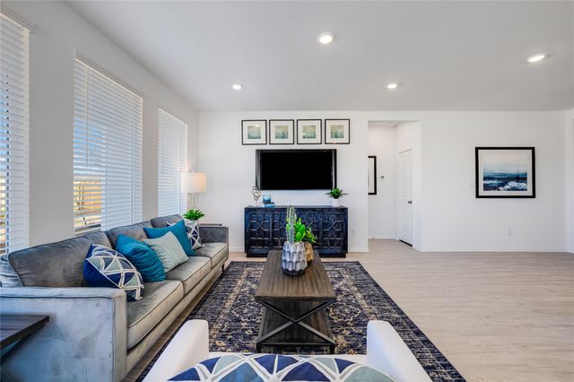 209 Twilight Breeze WAY, Hutto, TX 78634