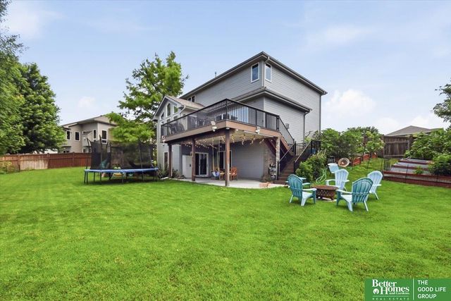 8564 S 101 Street, La Vista, NE 68128