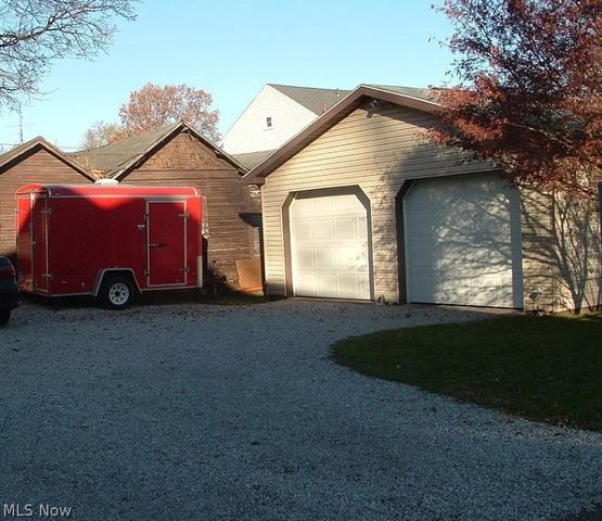 614 Clarendon Avenue NW, Canton, OH 44708
