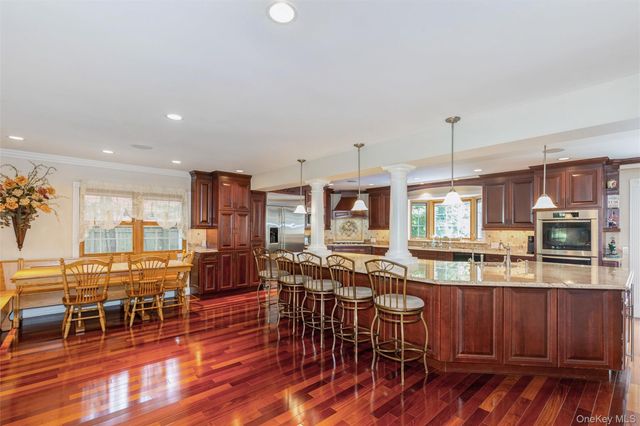 48 River Heights Drive, Smithtown, NY 11787