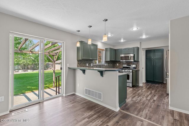 2411 N Mackenzie DR, Post Falls, ID 83854