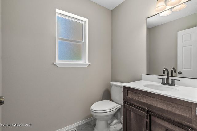 2411 N Mackenzie DR, Post Falls, ID 83854
