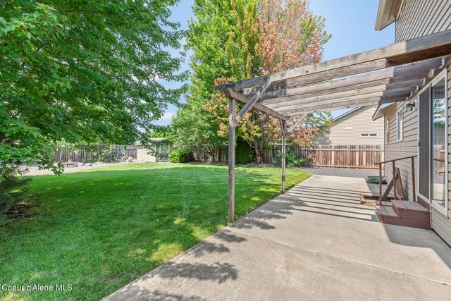 2411 N Mackenzie DR, Post Falls, ID 83854