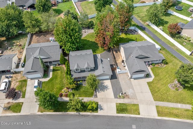 2411 N Mackenzie DR, Post Falls, ID 83854