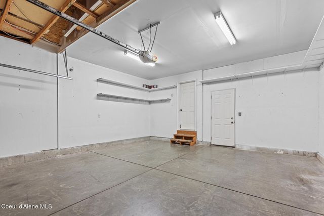 2411 N Mackenzie DR, Post Falls, ID 83854
