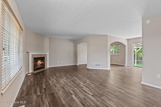 2411 N Mackenzie DR, Post Falls, ID 83854