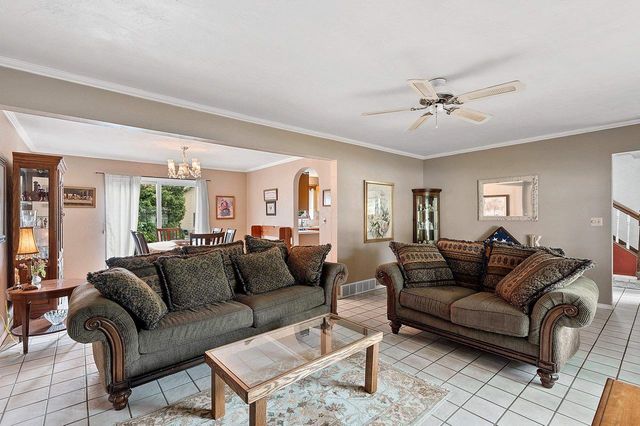 716 EAU CLAIRE PLACE, De Pere, WI 54115