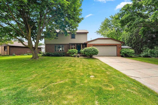 716 EAU CLAIRE PLACE, De Pere, WI 54115