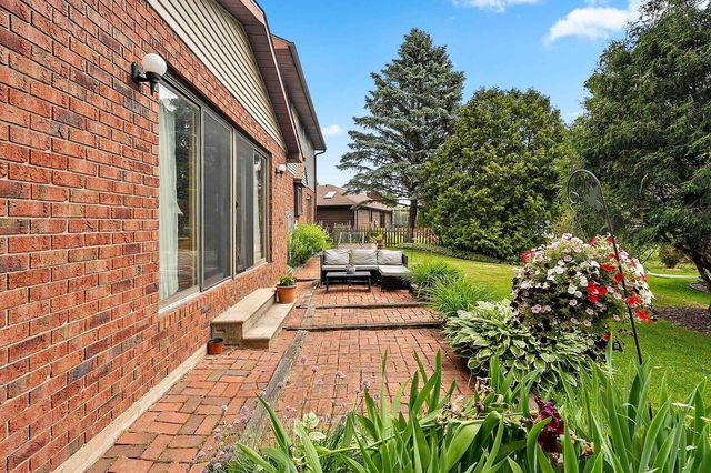 716 EAU CLAIRE PLACE, De Pere, WI 54115