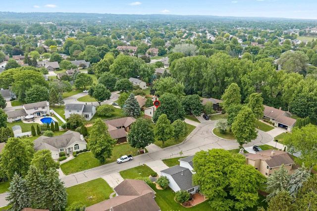 716 EAU CLAIRE PLACE, De Pere, WI 54115