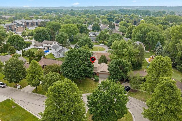 716 EAU CLAIRE PLACE, De Pere, WI 54115