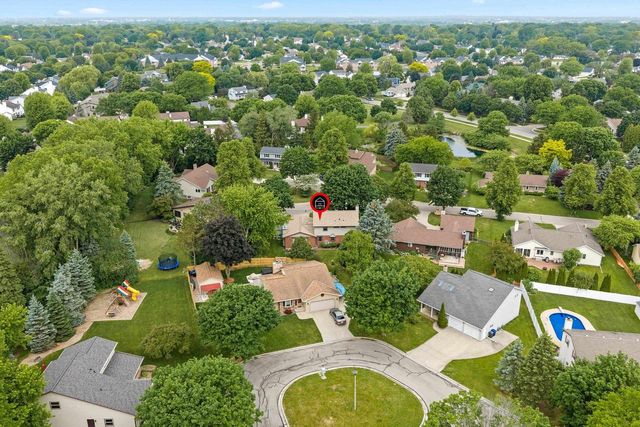 716 EAU CLAIRE PLACE, De Pere, WI 54115