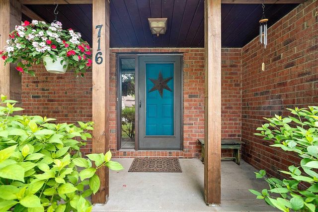 716 EAU CLAIRE PLACE, De Pere, WI 54115