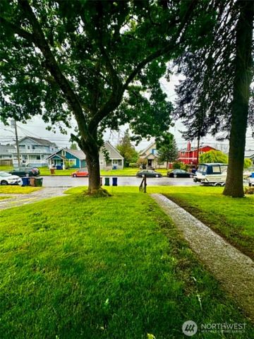 4829 S L Street, Tacoma, WA 98408