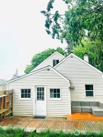 4829 S L Street, Tacoma, WA 98408