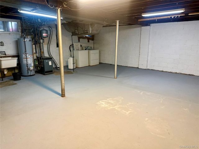 1777 Stone Avenue, East Meadow, NY 11554