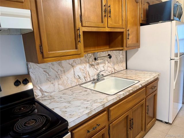 1777 Stone Avenue, East Meadow, NY 11554