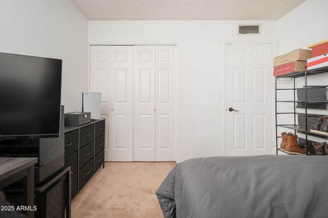 5607 W CHOLLA Street, Glendale, AZ 85304