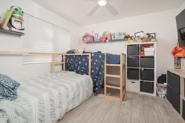 5607 W CHOLLA Street, Glendale, AZ 85304