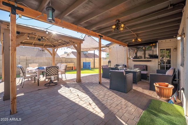 5607 W CHOLLA Street, Glendale, AZ 85304